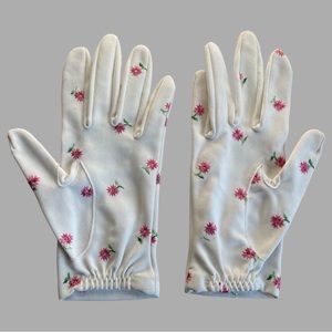 Vintage white gloves 60’s embroidered pink flowers. (S)